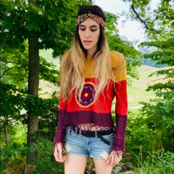 Crochet Hippie Crop Top - Picture 5 of 8